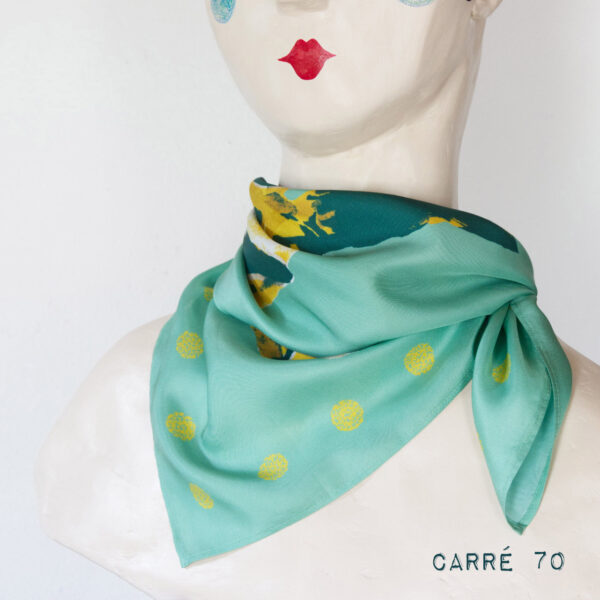 foulard en soie chat Georges Bleu | Le Bestiaire