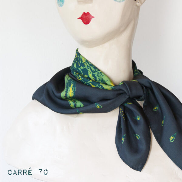 Foulard en soie – Larmes de Crocodiles Verts