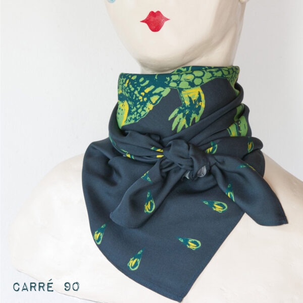 foulard en soie Larmes de Crocodiles Verts | Le Bestiaire