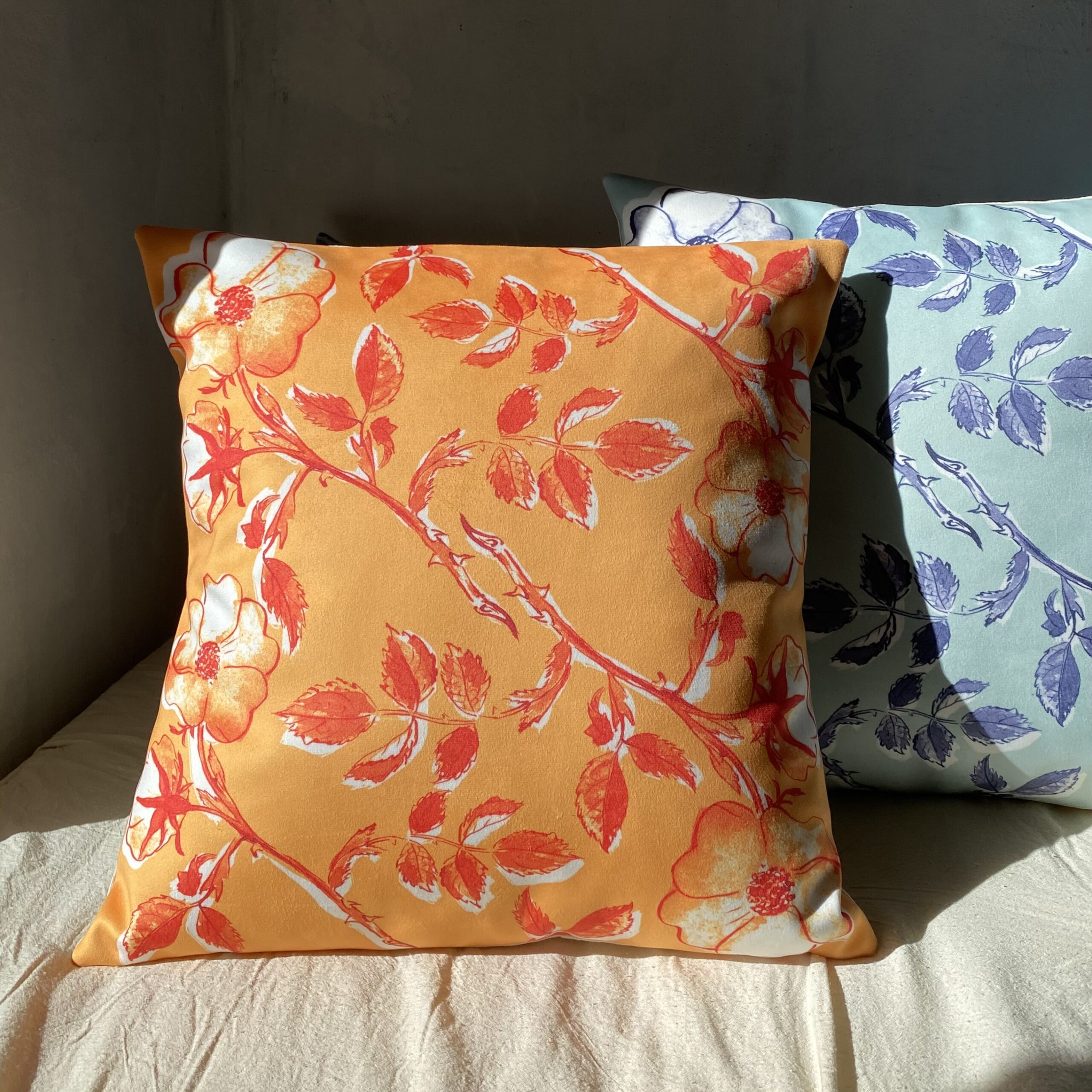 Housse de coussin Rosa Canina | Le Bestiaire